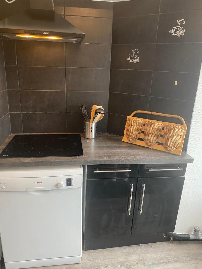 Ravissant Duplex Meuble Tout Confort Hyper Centre St Cere 4 Pers Lit Bb Wifi Gratuit Сен-Сере Екстер'єр фото
